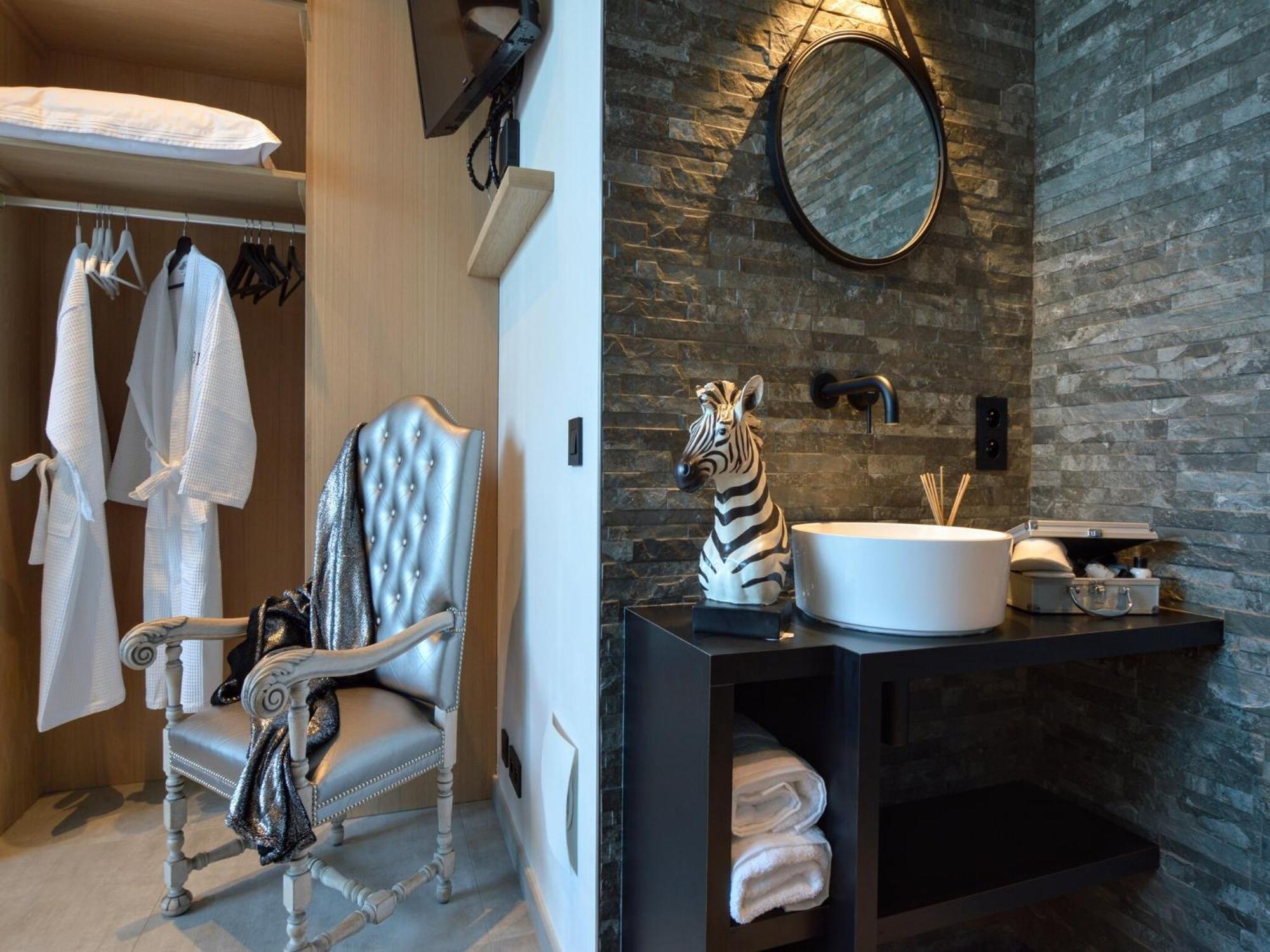 Cozy Villa In Dalhem Ardennes With Private Garden Buitenkant foto